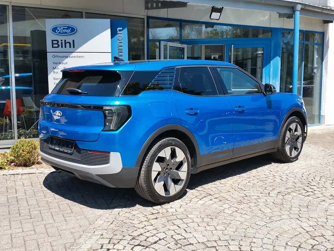 Ford Explorer 4x4 Premium - Thumbnail 14