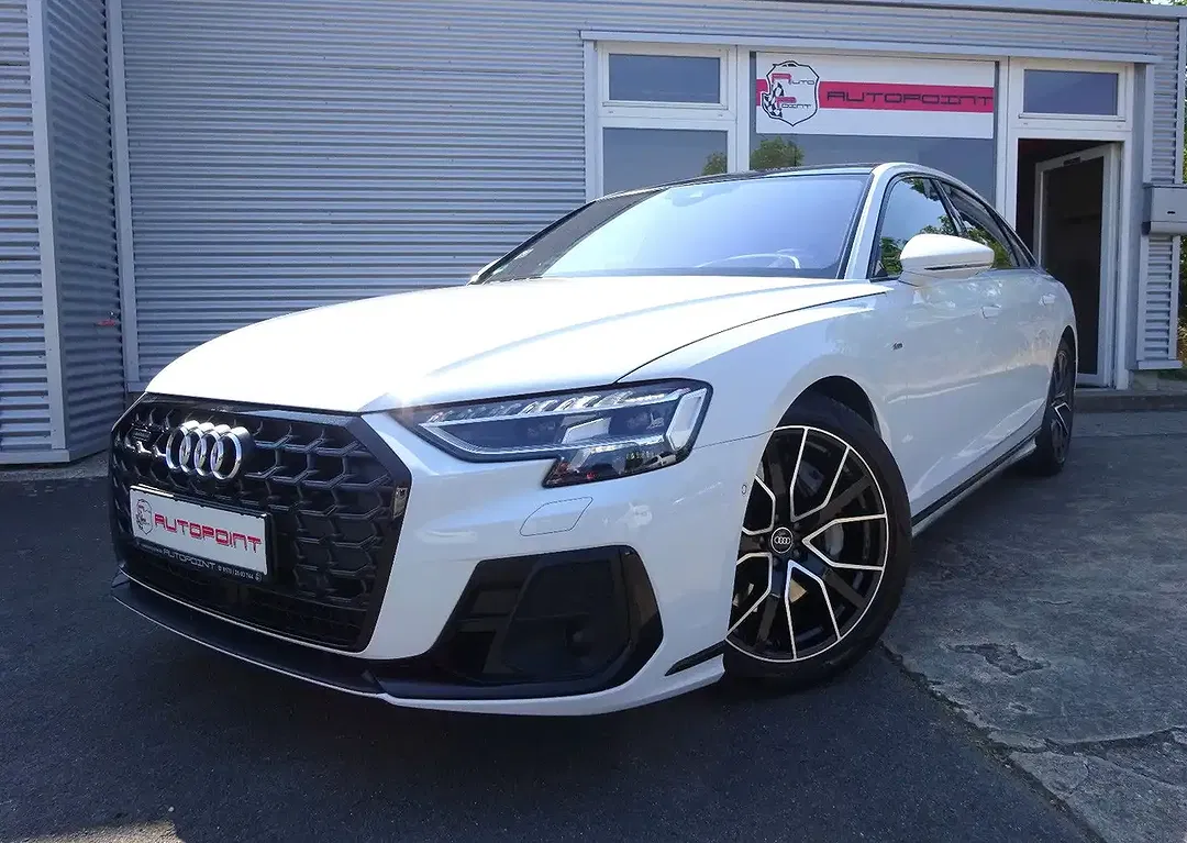 Audi A8 55 TFSI quattro S line - foto 1