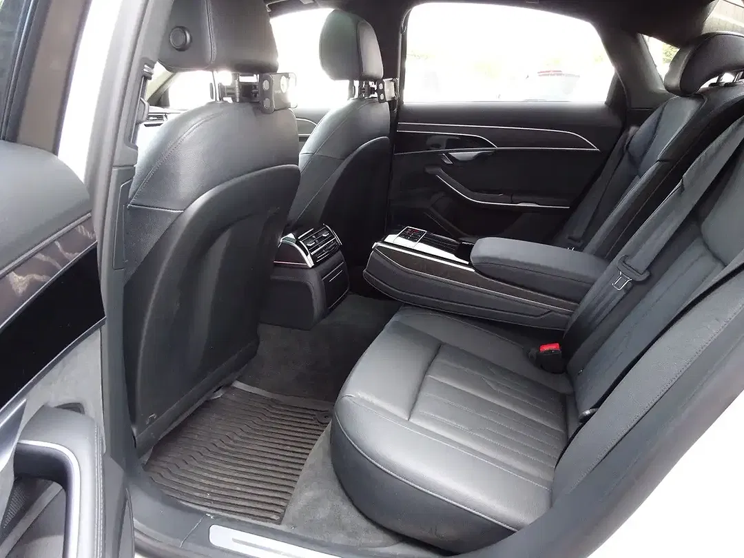 Audi A8 55 TFSI quattro S line - Thumbnail 12