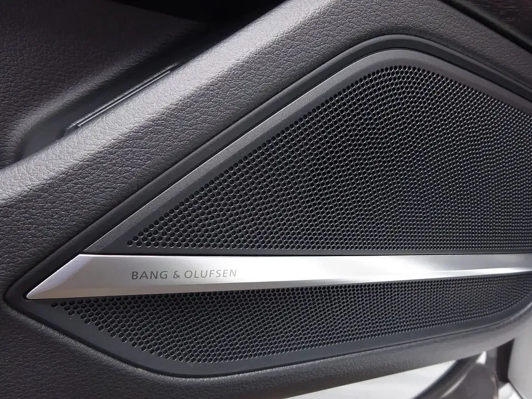 Audi A8 55 TFSI quattro S line - Thumbnail 18