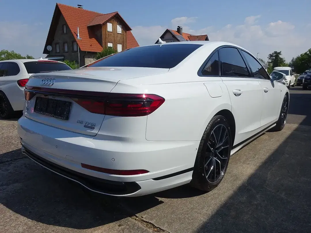 Audi A8 55 TFSI quattro S line - Thumbnail 5