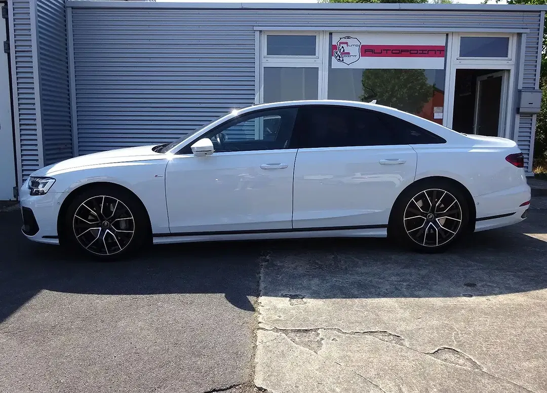 Audi A8 55 TFSI quattro S line - Thumbnail 8