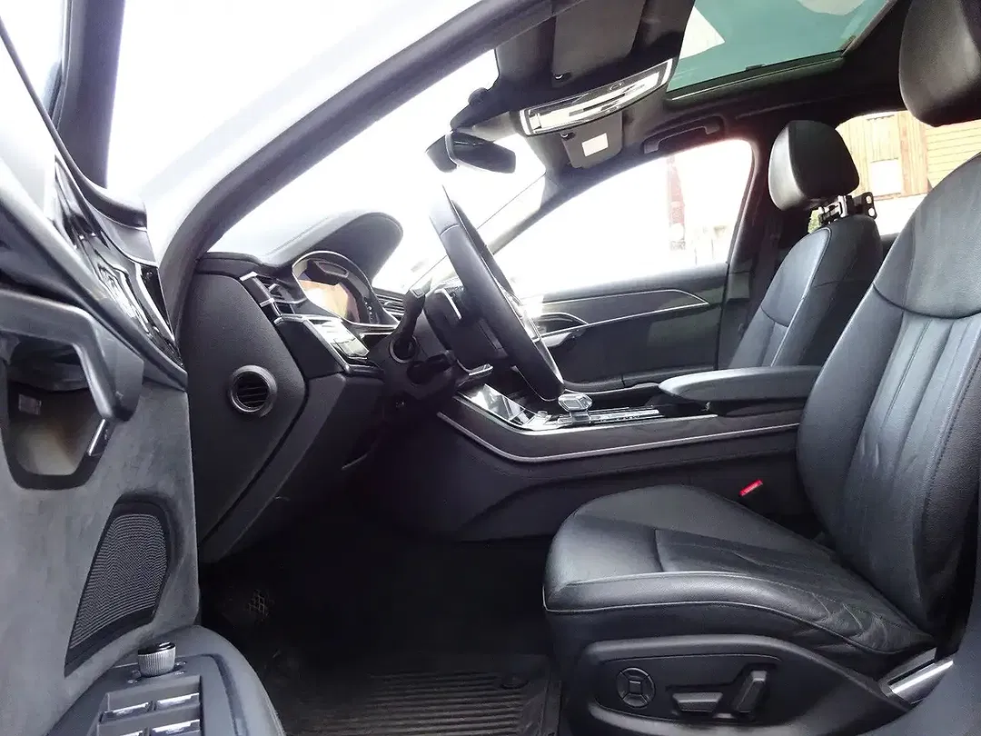 Audi A8 55 TFSI quattro S line - Thumbnail 9