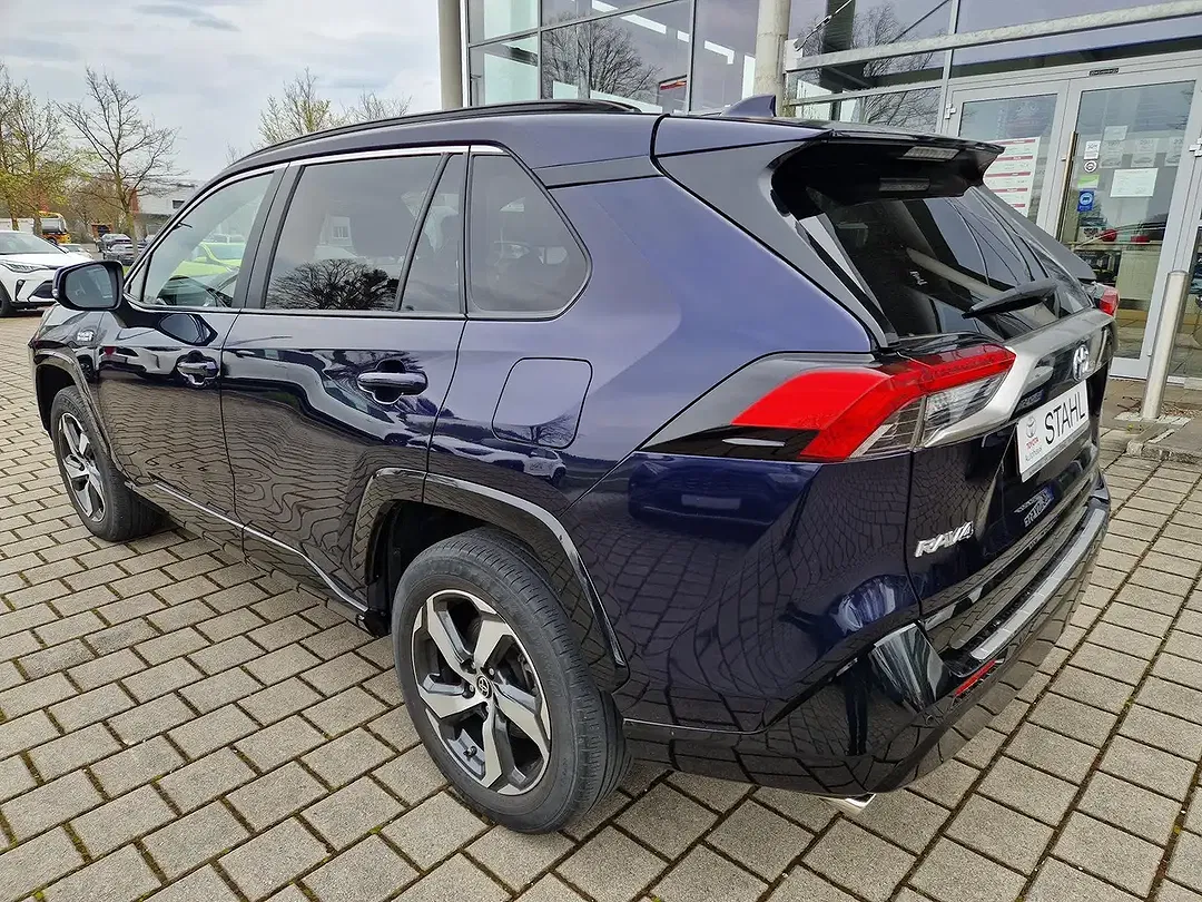 Toyota RAV 4 PHEV 4x4 - Thumbnail 6