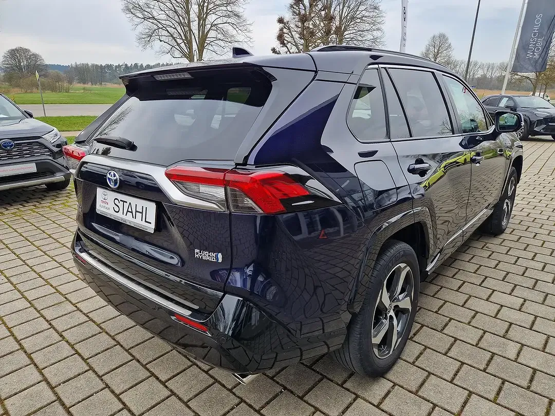 Toyota RAV 4 PHEV 4x4 - Thumbnail 7