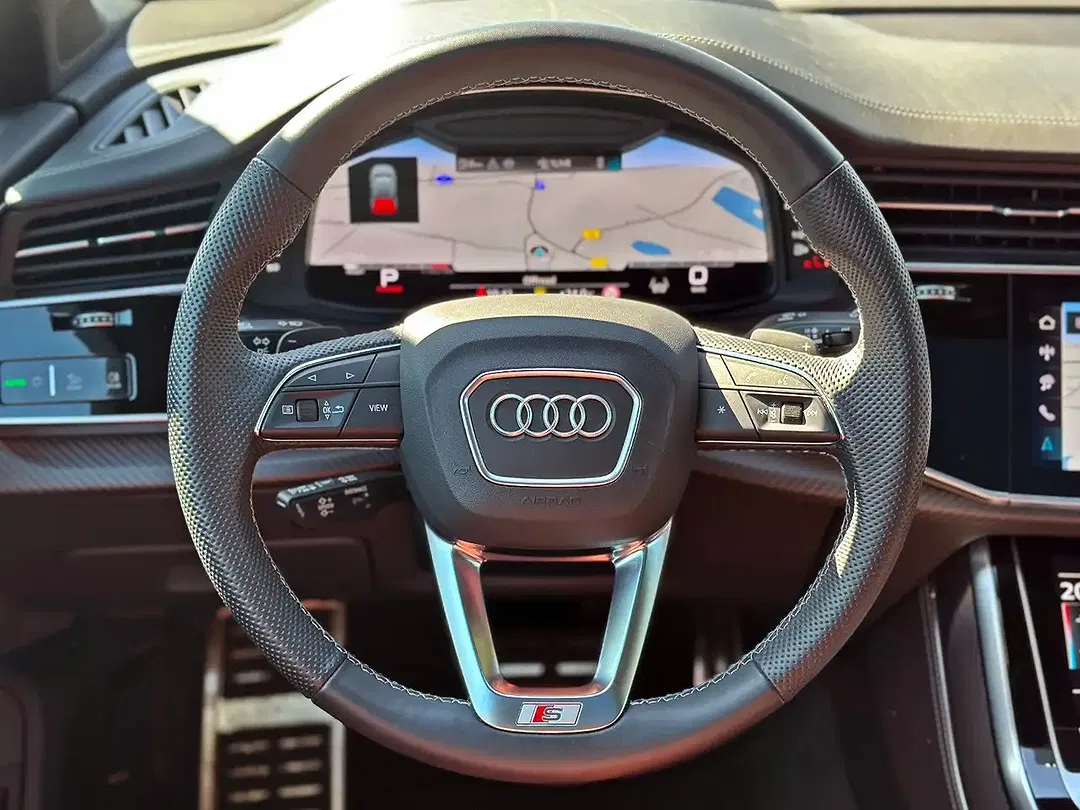 Audi SQ7 TFSI - foto 15