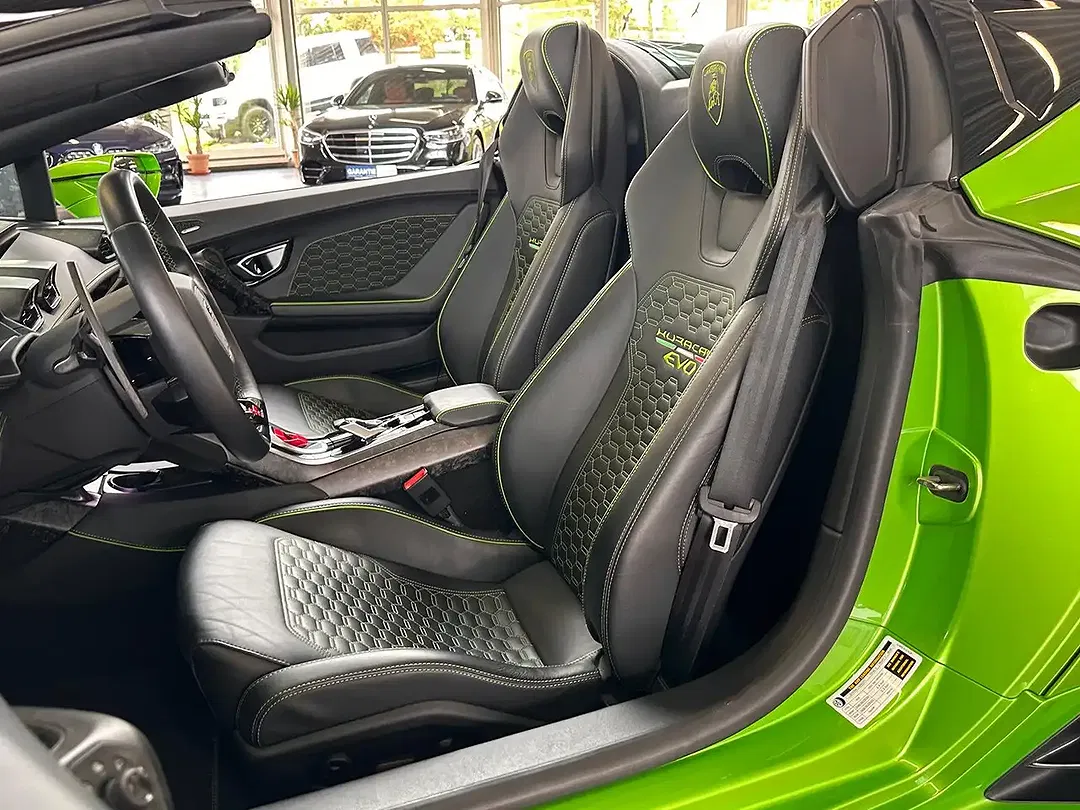 Lamborghini Huracán EVO Spyder - Thumbnail 9