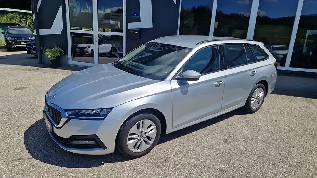 Skoda Octavia 2.0 TDI DSG Combi Style - Thumbnail 4