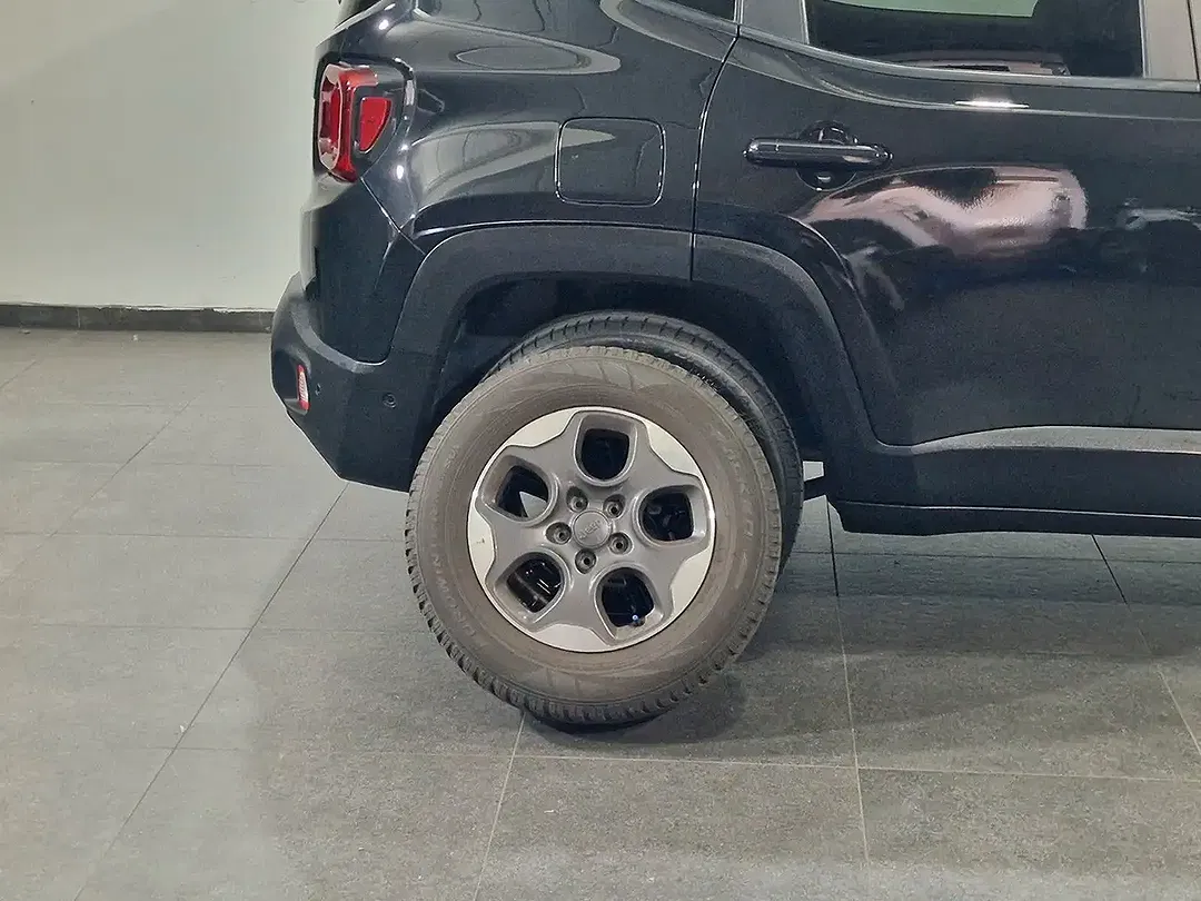 Jeep Renegade Limited - Thumbnail 11