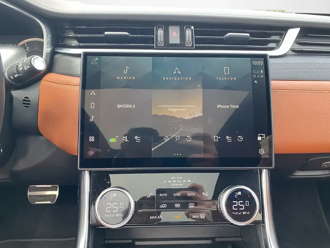 Jaguar XF 4x4 Sportbrake R-Dynamic Black - Thumbnail 6