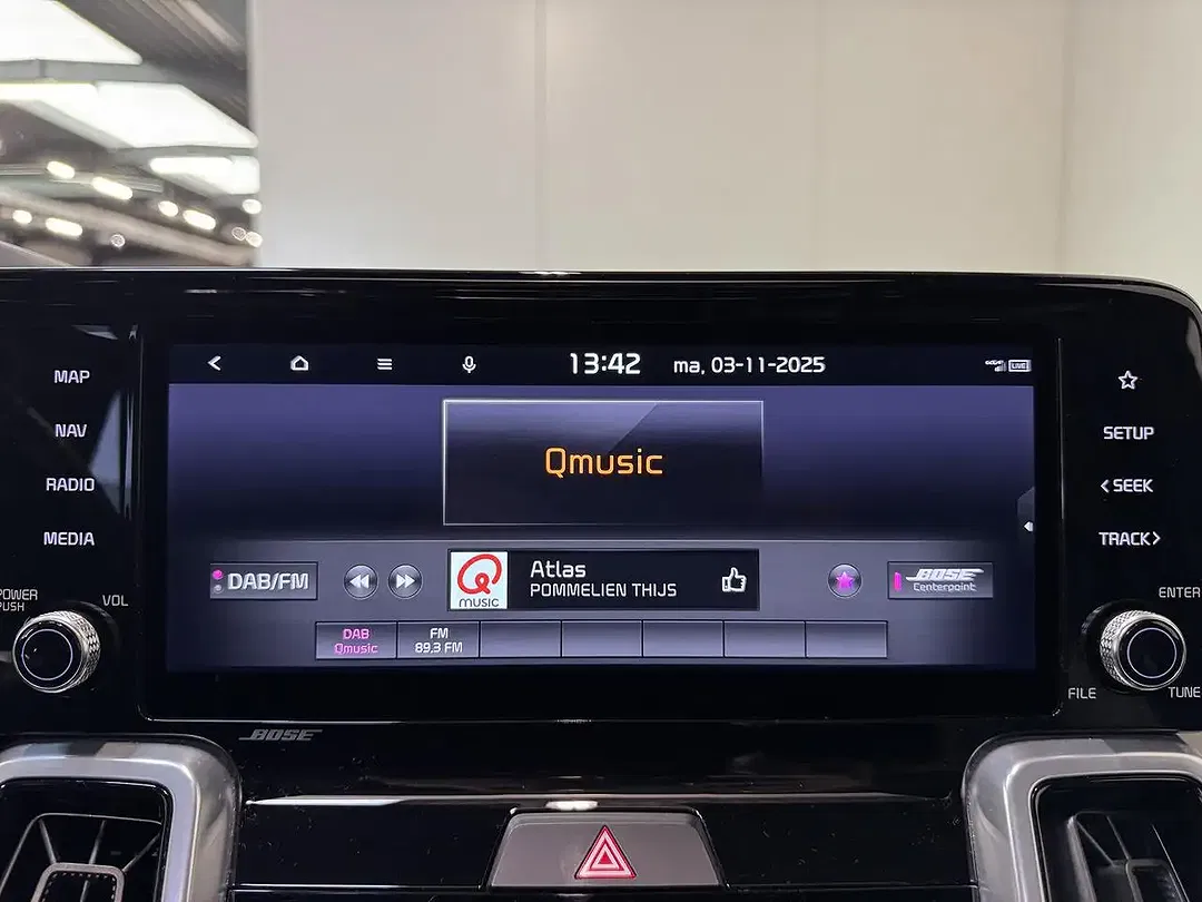 Kia Sorento 1.6 PHEV Hybrid AWD - Thumbnail 15