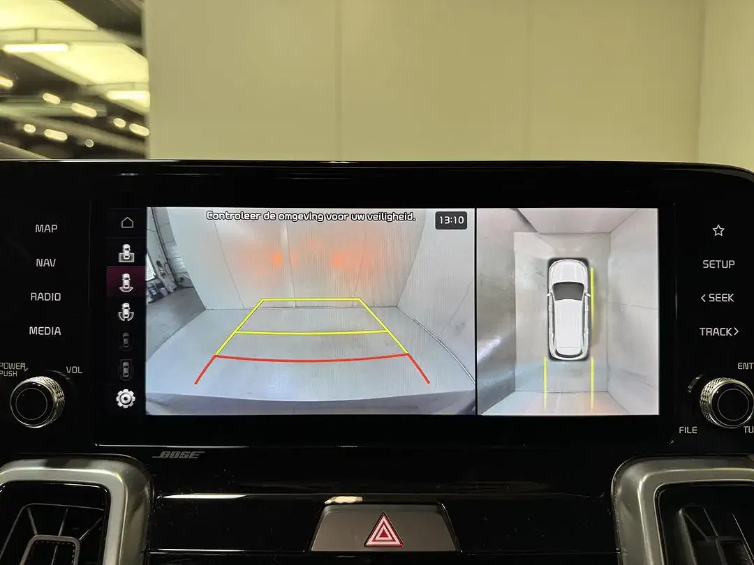 Kia Sorento 1.6 PHEV Hybrid AWD - Thumbnail 17