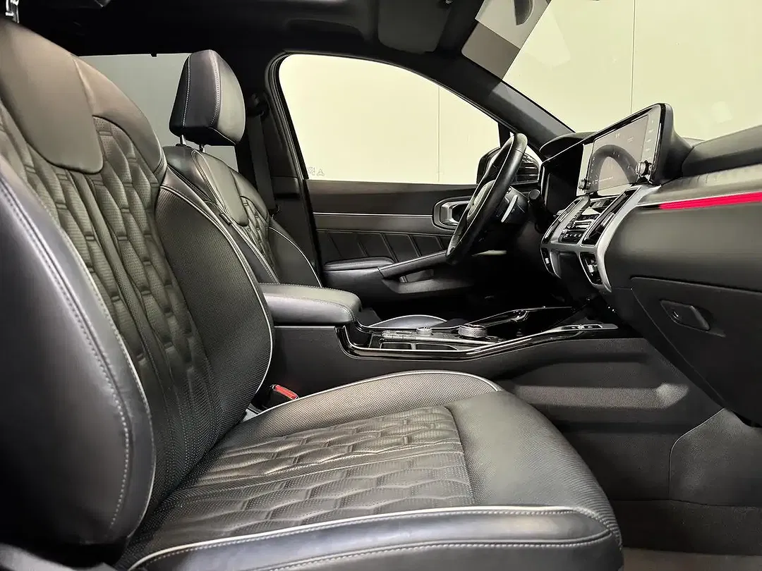 Kia Sorento 1.6 PHEV Hybrid AWD - foto 2