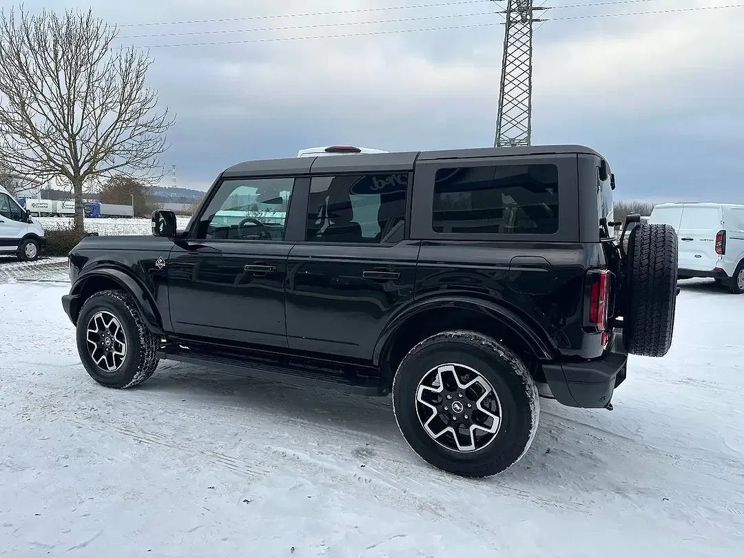 Ford Bronco 4x4 - Thumbnail 8