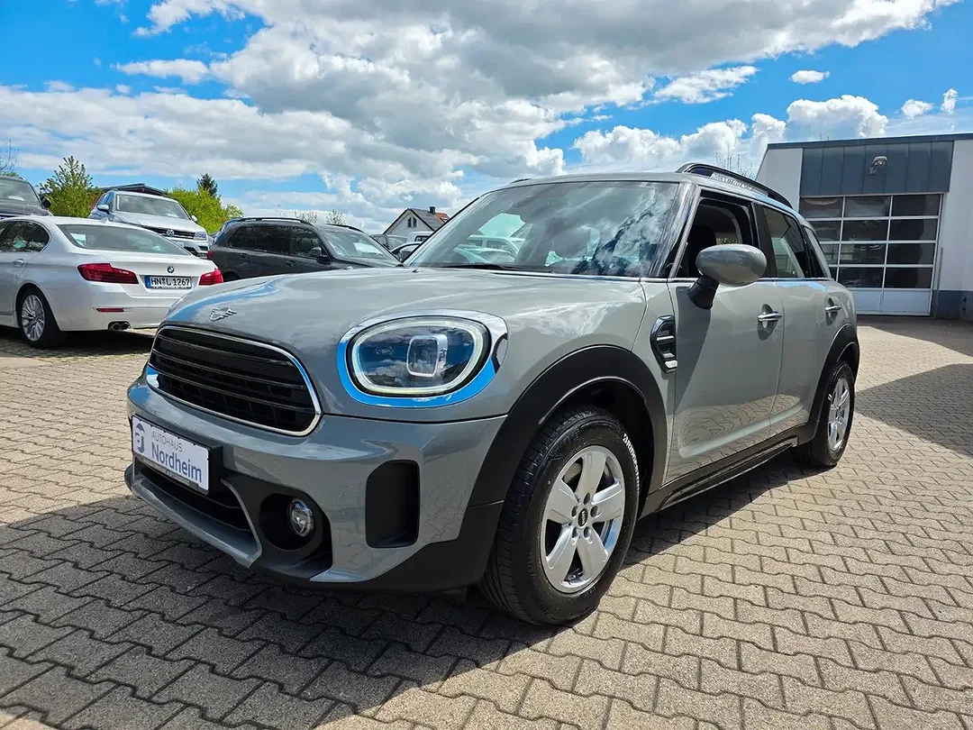 MINI Cooper Countryman AUT Essential Trim - Afbeelding 1