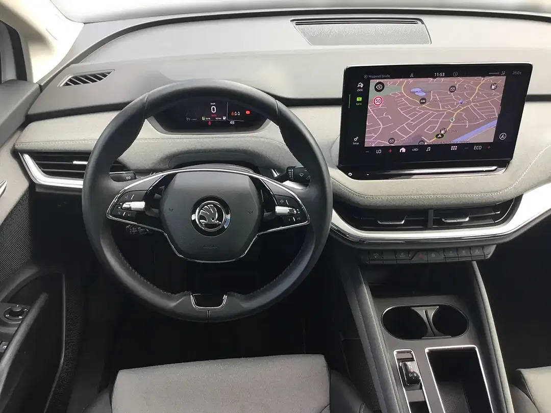 Skoda Enyaq 60 iV Loft - Thumbnail 10