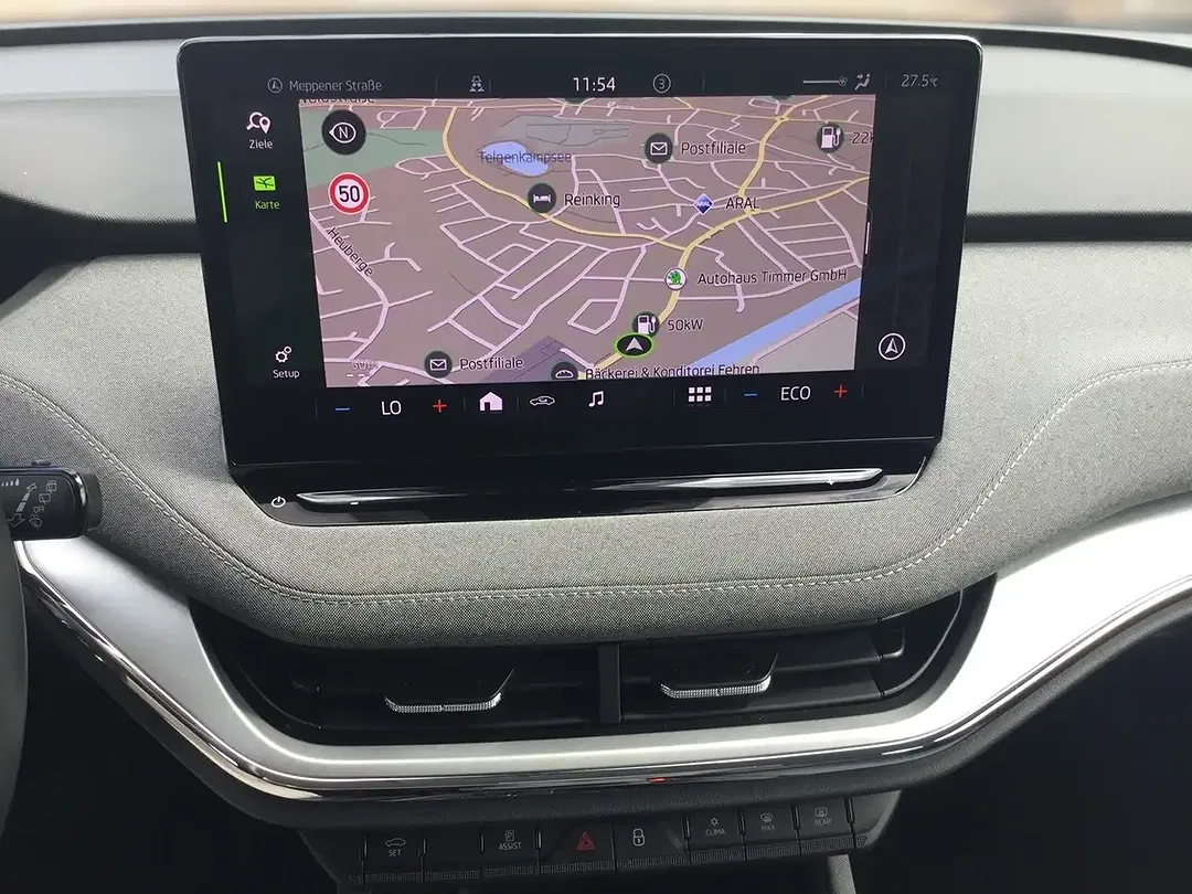 Skoda Enyaq 60 iV Loft - Thumbnail 11