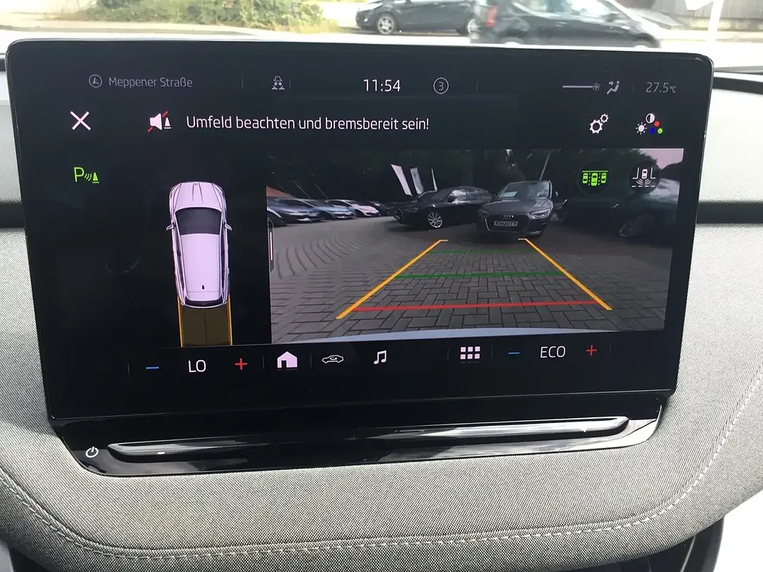 Skoda Enyaq 60 iV Loft - Thumbnail 12