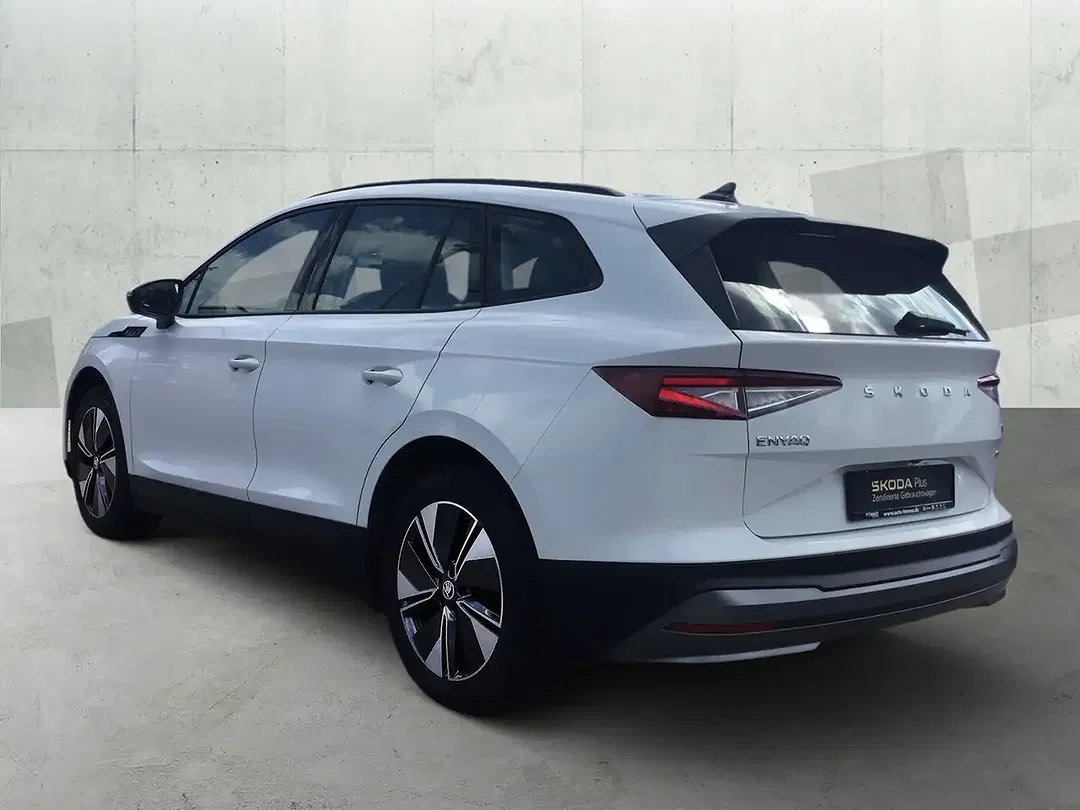 Skoda Enyaq 60 iV Loft - Thumbnail 4