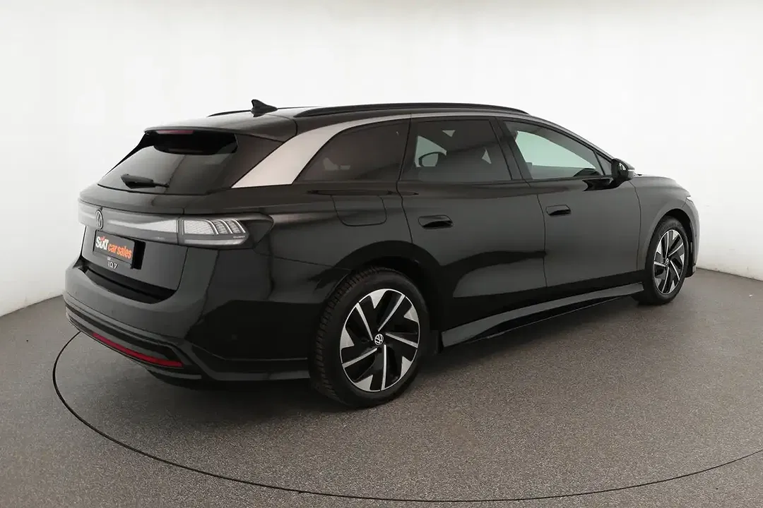Volkswagen ID.7 Pro - Thumbnail 6