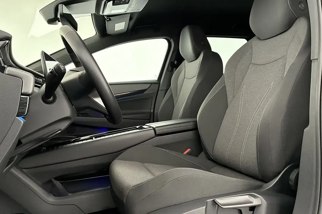 Volkswagen ID.7 Pro - Thumbnail 9