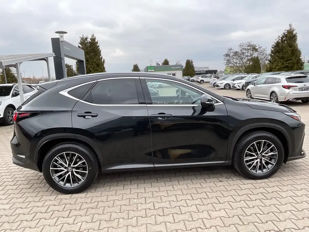 Lexus NX 350h Executive Line - Thumbnail 9