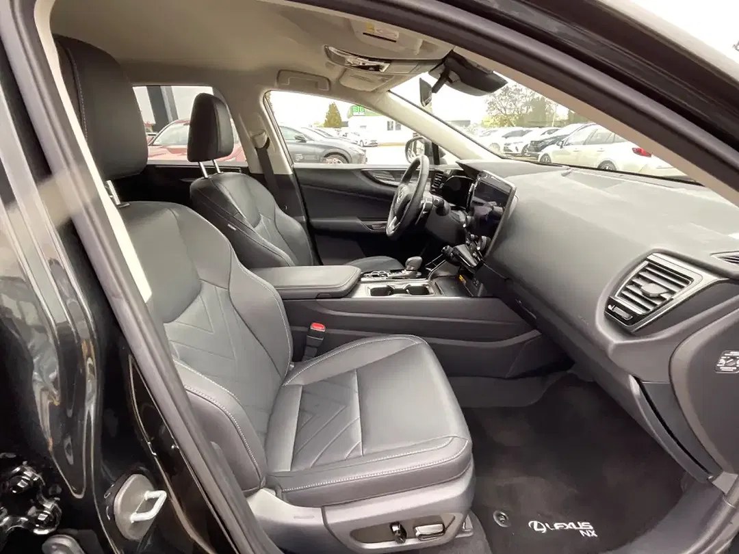 Lexus NX 350h Executive Line - Thumbnail 16