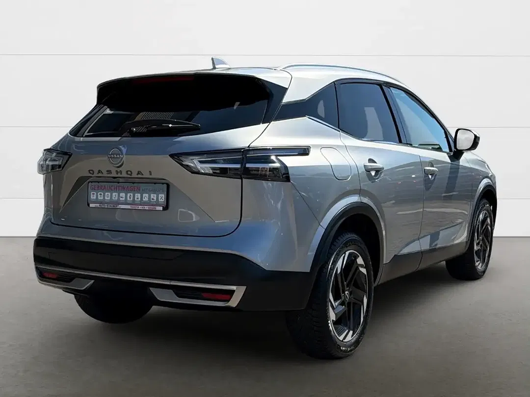 Nissan Qashqai 1.3 DIG-T N-Connecta - Thumbnail 7