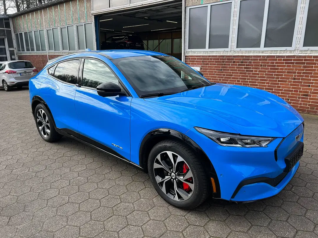 Ford Mustang 4x4 - Thumbnail 7