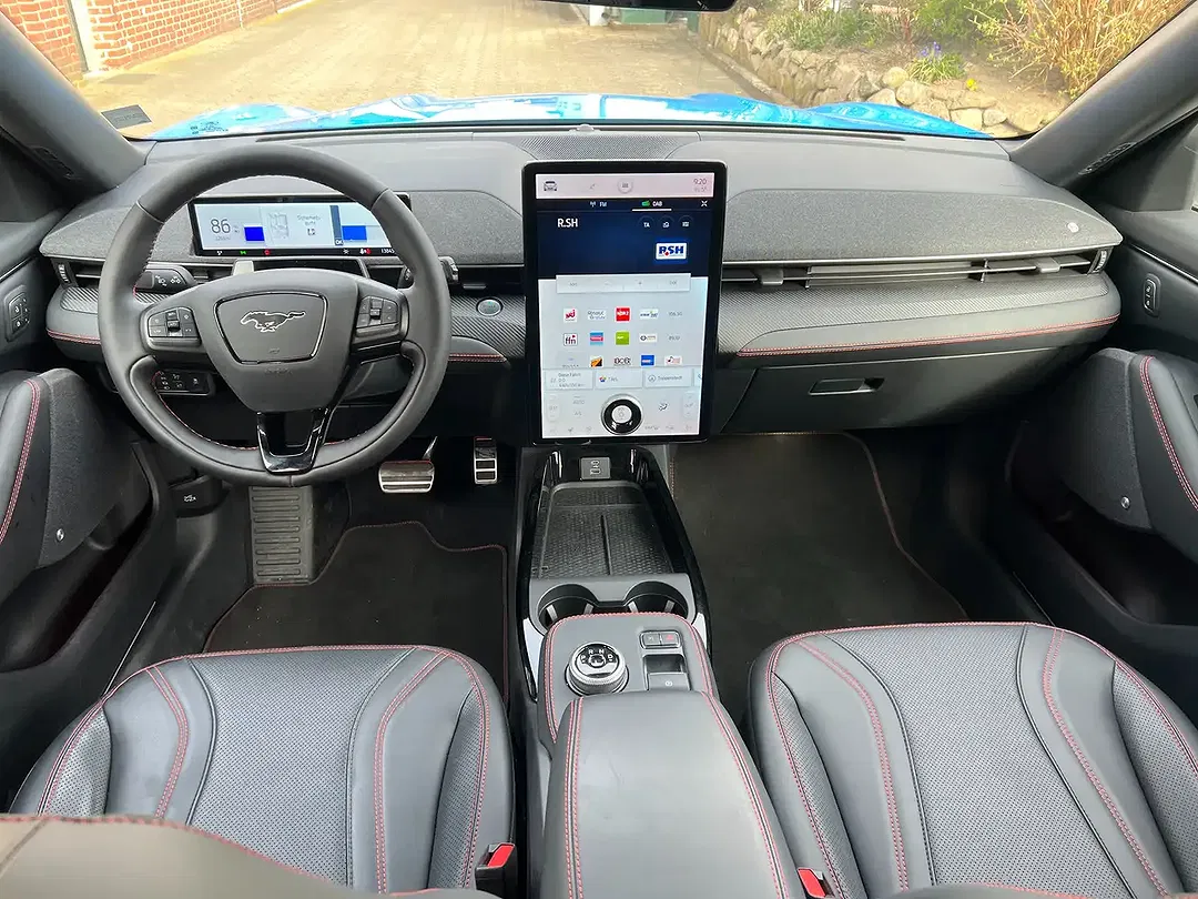 Ford Mustang 4x4 - Thumbnail 9