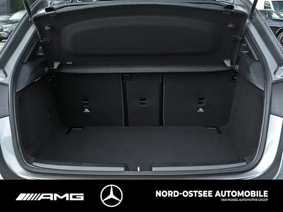 Mercedes-Benz A 200 AMG MBUX Night - foto 15