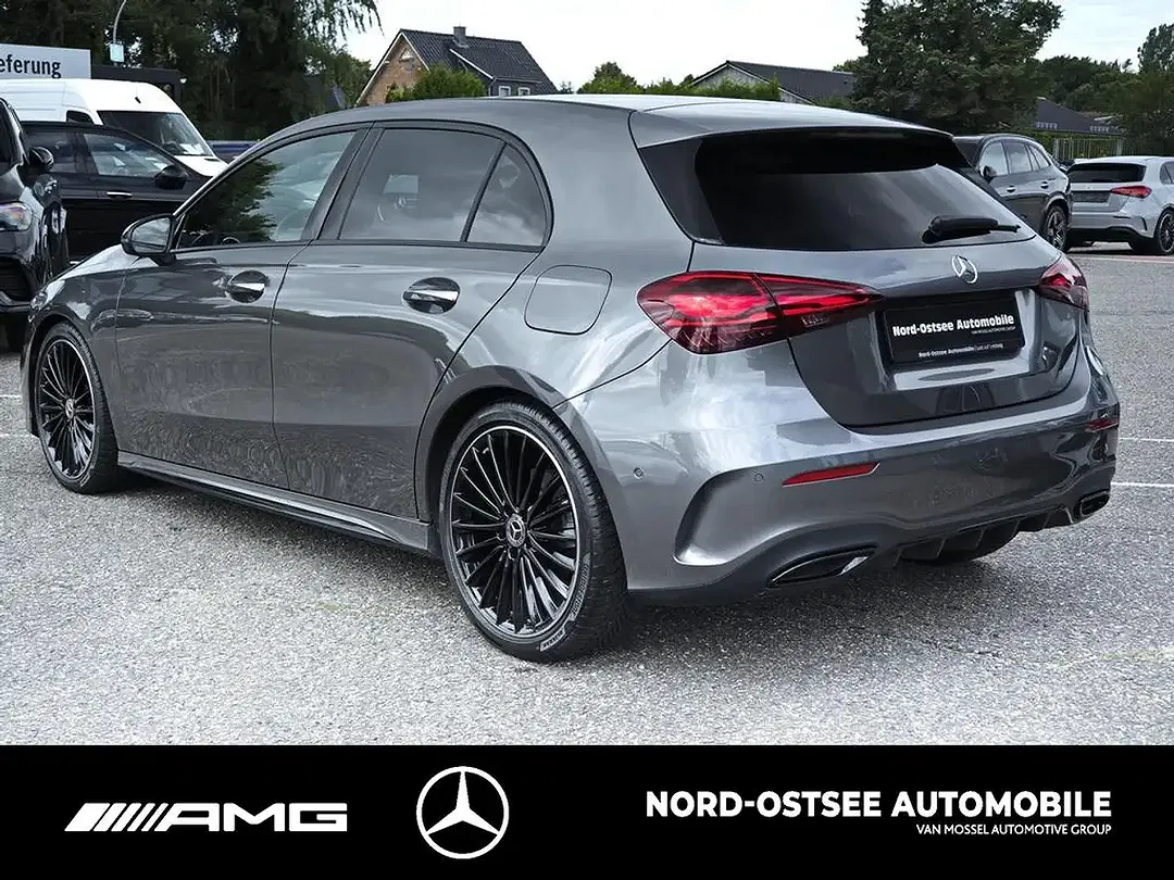 Mercedes-Benz A 200 AMG MBUX Night - Thumbnail 4