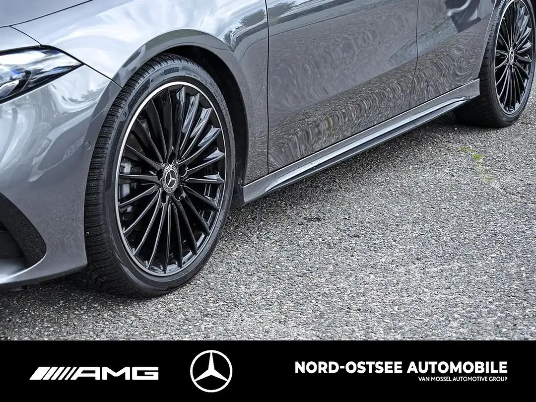 Mercedes-Benz A 200 AMG MBUX Night - Thumbnail 5