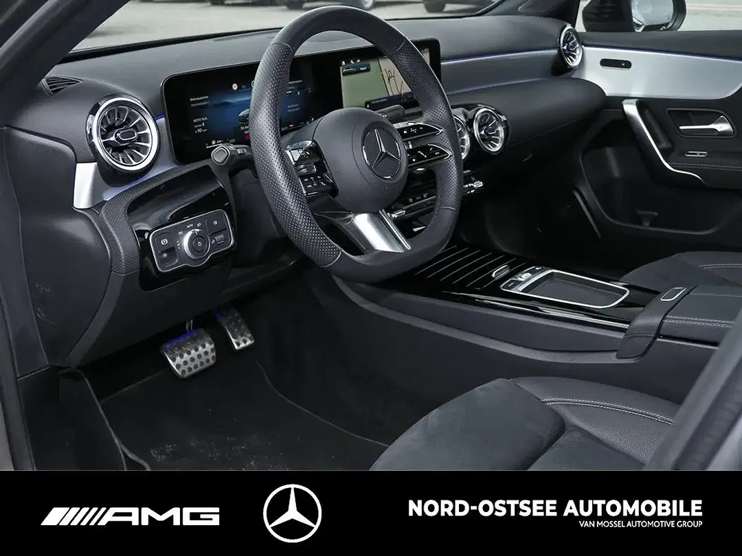 Mercedes-Benz A 200 AMG MBUX Night - Thumbnail 7