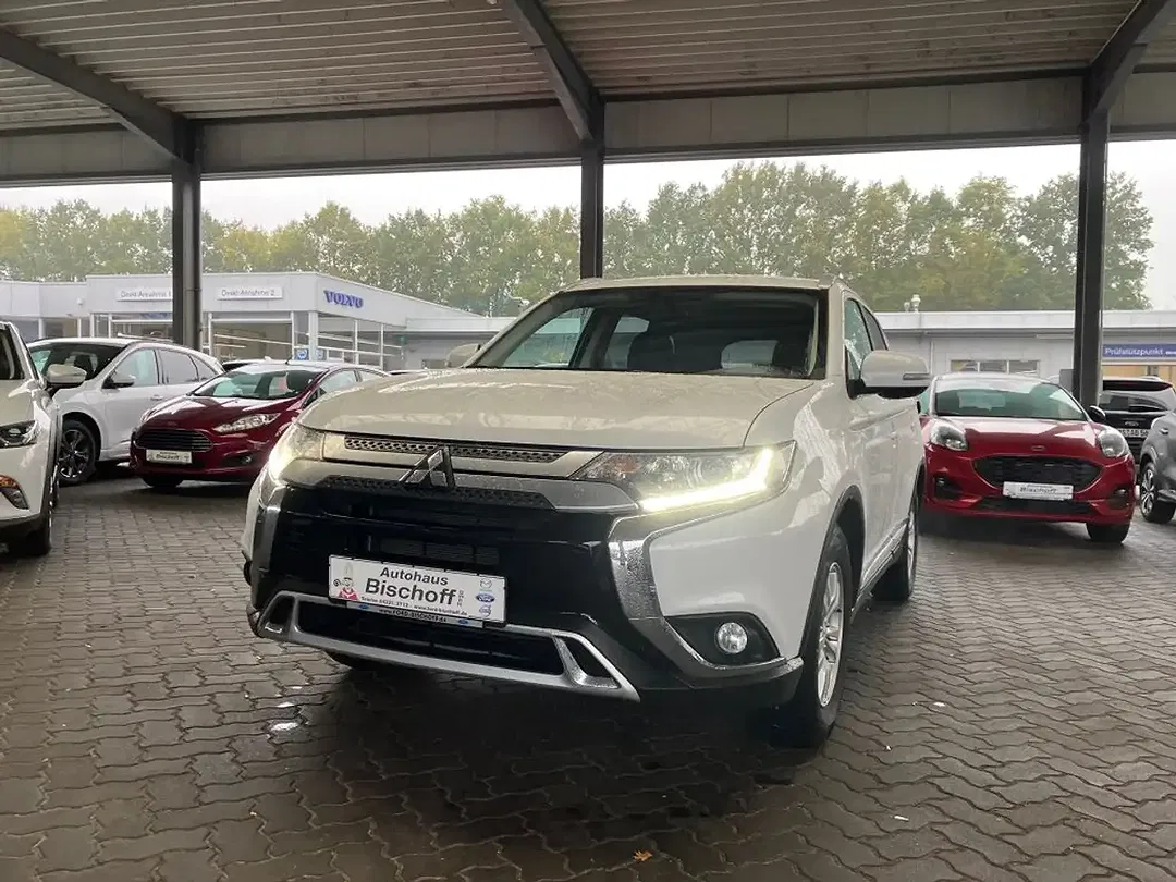Mitsubishi Outlander 2.0 Spirit - foto 1