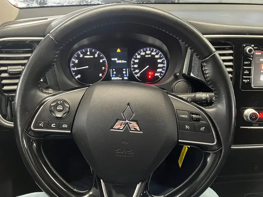 Mitsubishi Outlander 2.0 Spirit - Thumbnail 12