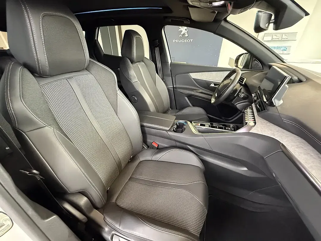 Peugeot 3008 GT - Thumbnail 11