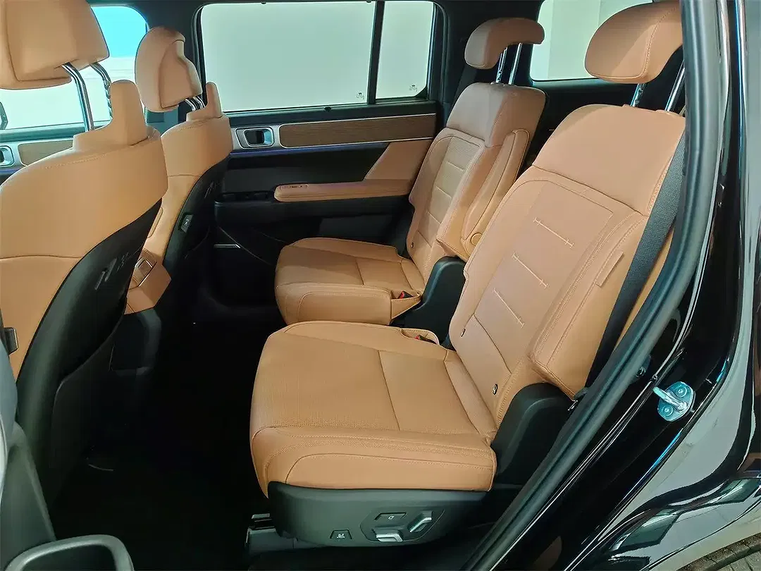 Hyundai SANTA FE 1.6 T-GDI PHEV 4WD Calligraphy - Thumbnail 11
