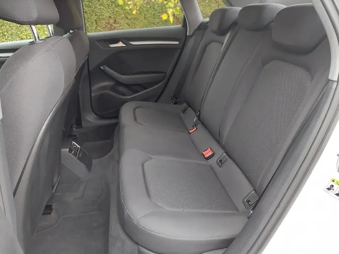 Audi A3 e-tron PHEV Sportback - Thumbnail 13