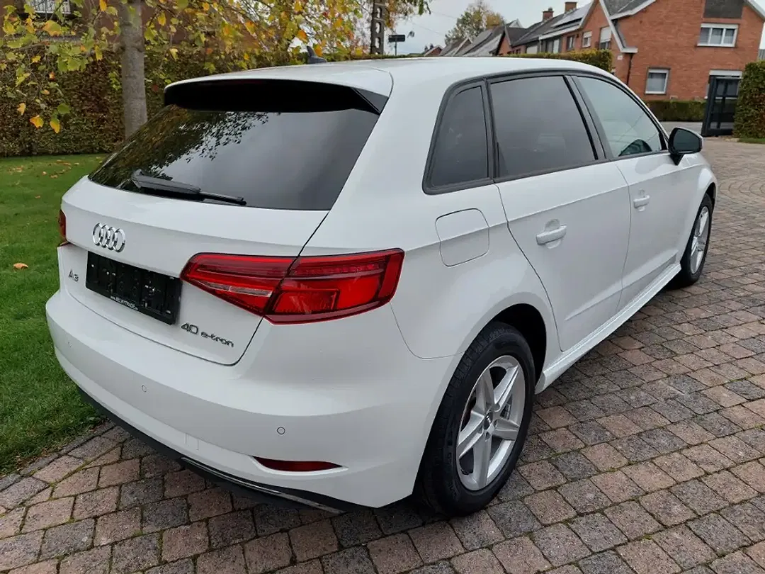 Audi A3 e-tron PHEV Sportback - Thumbnail 5