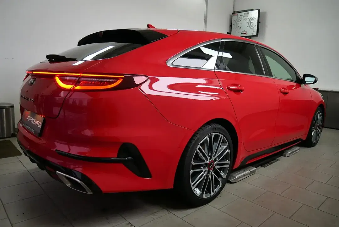 Kia ProCeed / pro_cee'd GT - foto 2