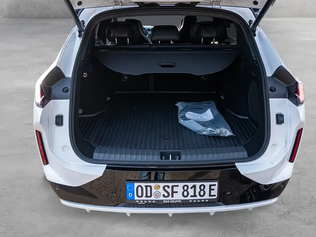 Lynk & Co 08 - Thumbnail 8