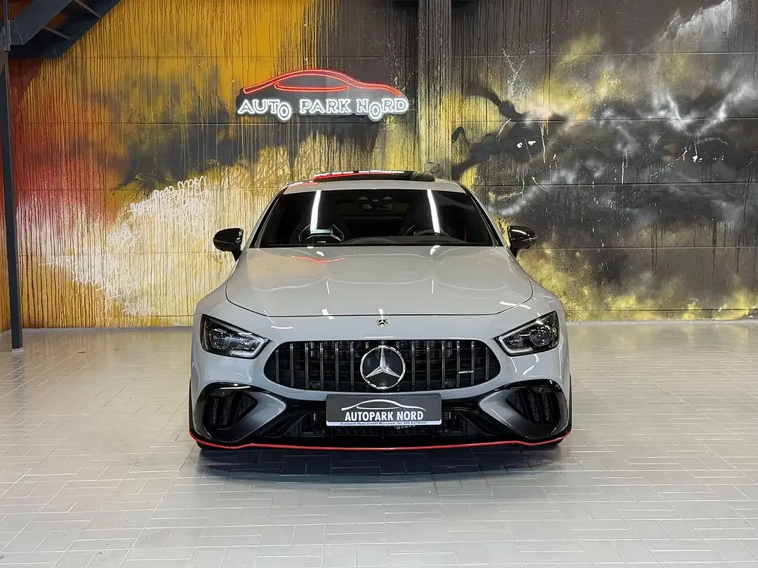 Mercedes-Benz AMG GT 63 4x4 Performance Edition - foto 2