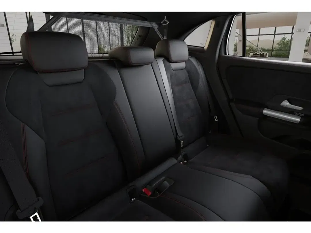 Mercedes-Benz GLA 200 - foto 9