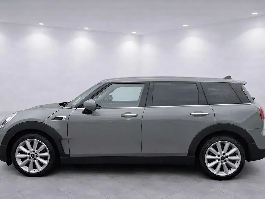 MINI One Clubman - Thumbnail 4