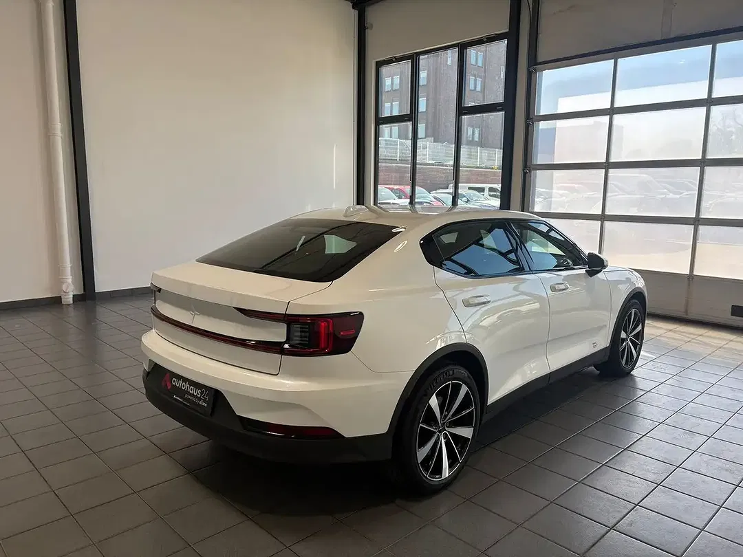 Polestar 2 - Thumbnail 5