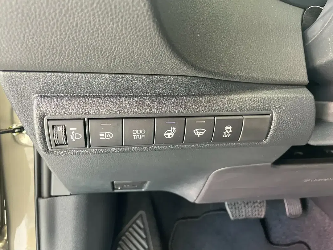 Suzuki Swace 1.8 - Thumbnail 15