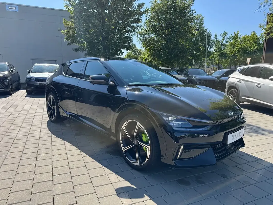 Kia EV6 GT - Thumbnail 7