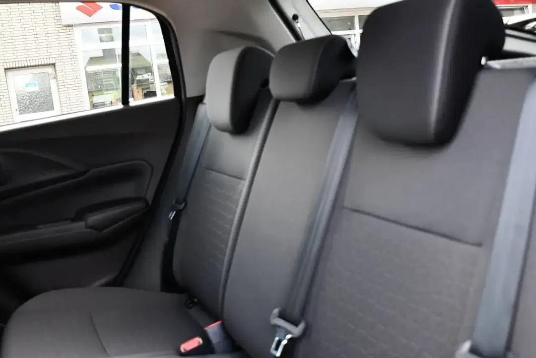 Suzuki Swift Hybrid 1.2 CVT AUT Comfort - Thumbnail 8