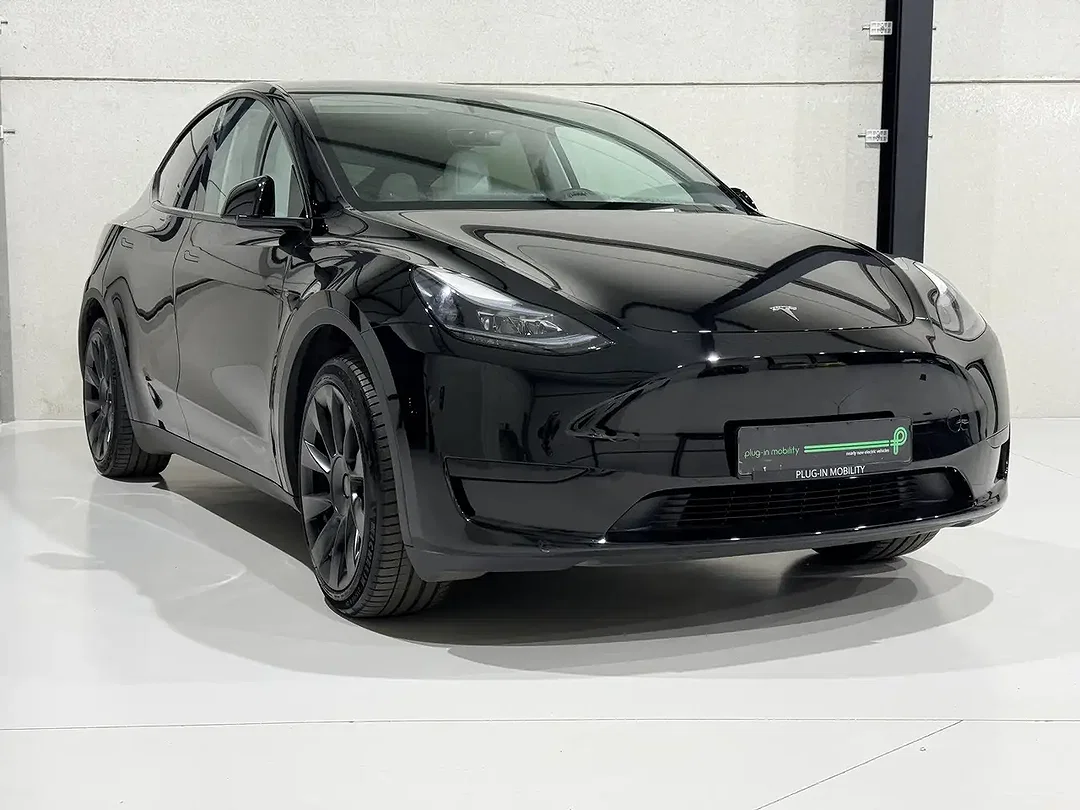 Tesla Model Y Standard Range - Afbeelding 1